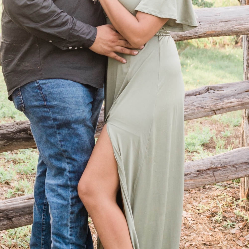 Emberly Maxi Dress - Picture 3 of 3